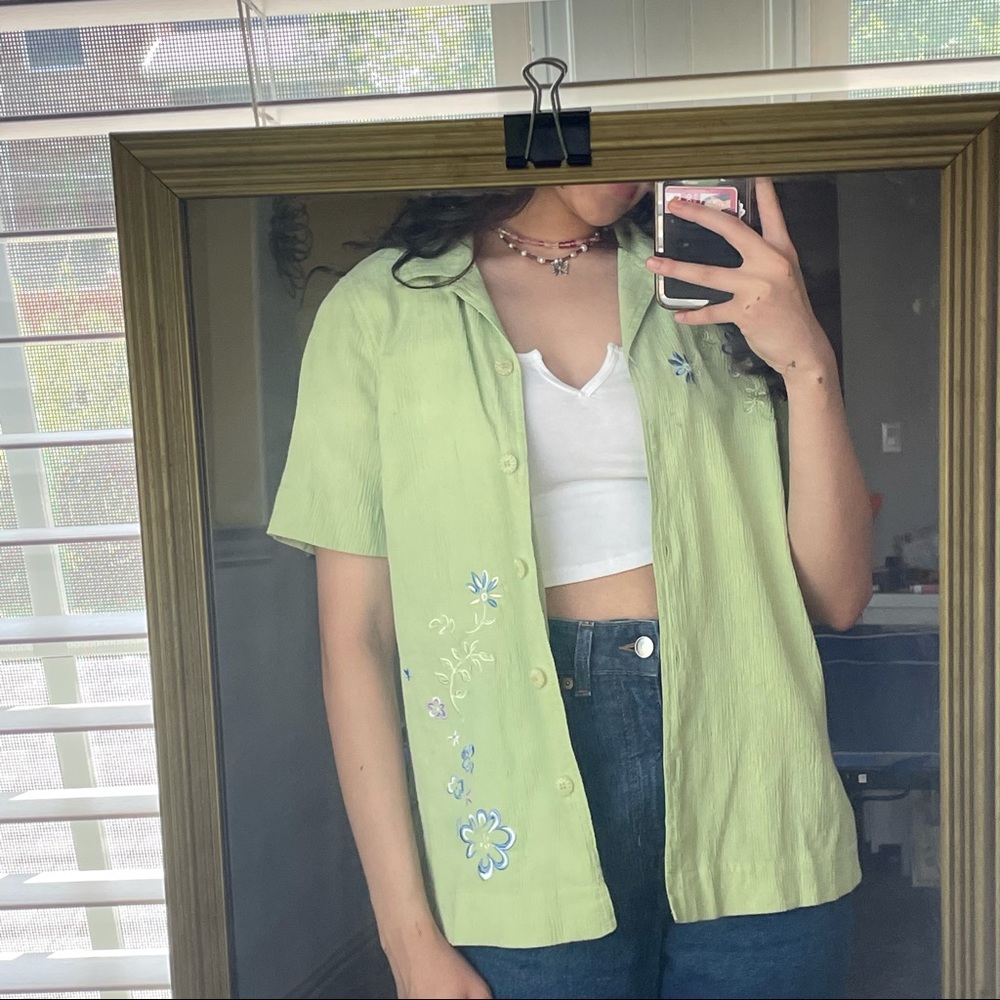 Vintage Green Flower Embroidered Blouse